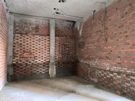 Se vende bajo comercial en esteiro, ferrol