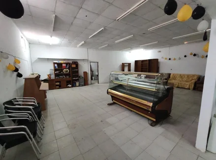 Local comercial en carretera de castilla en alto castaño, narón