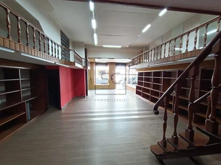 Excelente local comercial en centro, ferrol