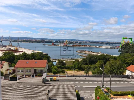 Piso con vistas a la ría en fene