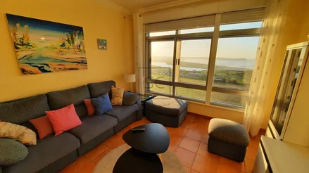 Piso amueblado con vistas al mar