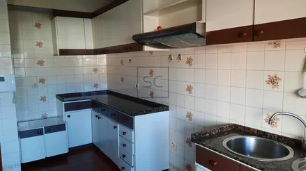 Amplia primera planta en piñeiros-naron