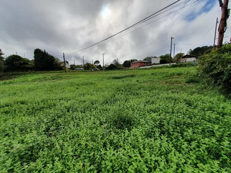 Finca en venta en presa del rey, narón
