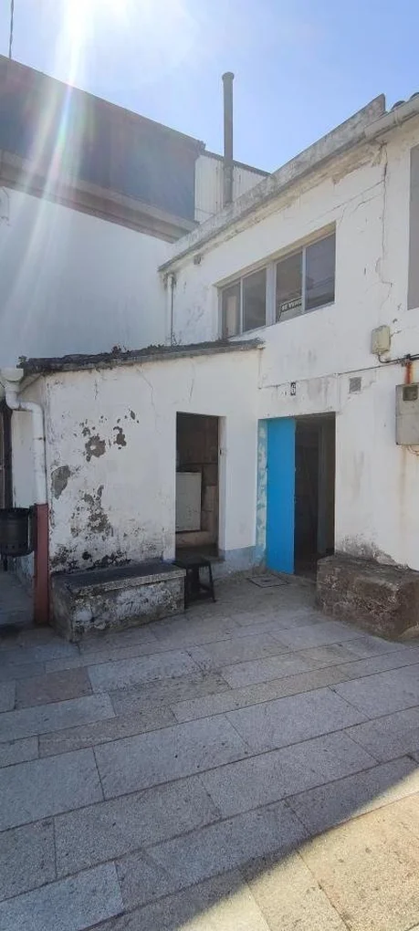 Se Vende Casa Pareada para Reformar en Neda, Neda