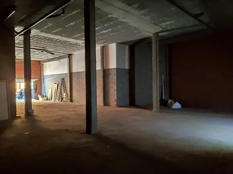 Alquiler bajo comercial en la zona de odeón en la gándara, narón