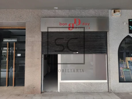 Local comercial en os castros, a coruña