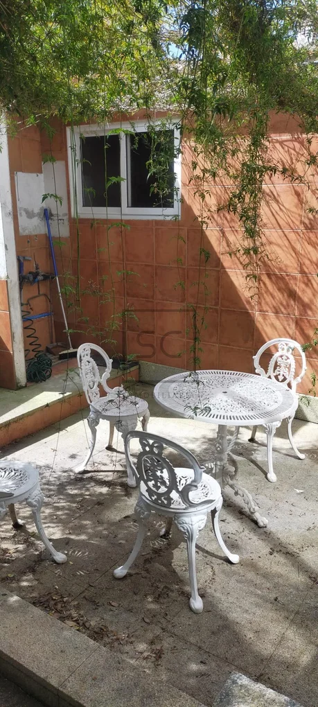 Local con patio en fajardo-ferrol