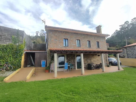 Casa con vistas al mar