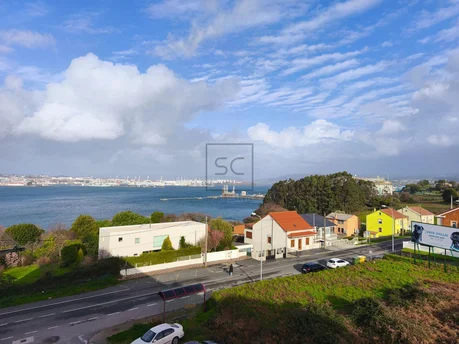 Piso con vistas laterales al mar en mugardos