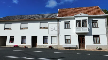 Gran casa en San Sadurniño, A Coruña