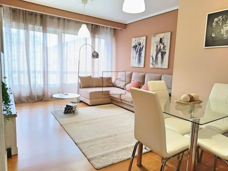 Piso con garaje en caranza, ferrol