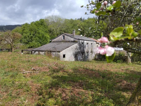 Casa para rehabilitar en Cabañas.