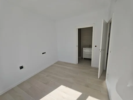 Piso reformado con buhardilla en esteiro, ferrol