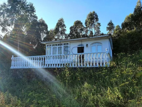 Casa con finca en Brión, Ferrol