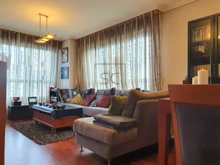 Piso con ascensor, garaje y trastero