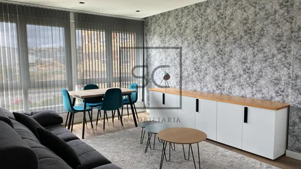 Piso luminoso recién reformado totalmente equipado y amueblado listo para entrar a vivir