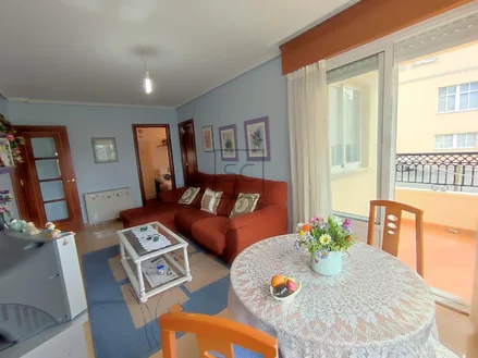 Potente apartamento con terraza en valdoviño