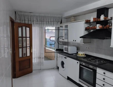 Casa con bajo comercial en santiago