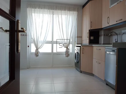 Piso con plaza de garaje y trastero en pontedeume