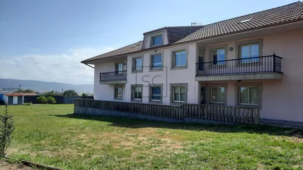 Vivienda independiente con múltiples posibilidades