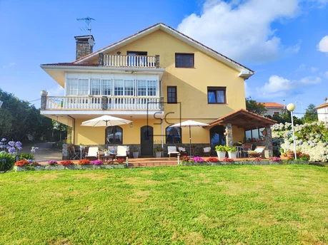 Magnifico chalet en cabanas a pocos metros de la playa