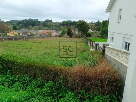 Finca edificable en o seixo-mugardos