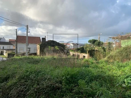 Finca edificable en casadelos-neda