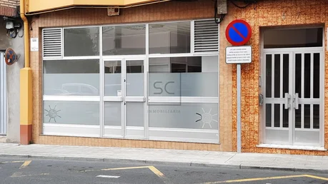 Local comercial en zona ayuntamiento narón