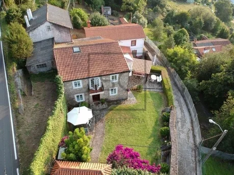 Casa de Piedra con Vistas al Mar en Doniños