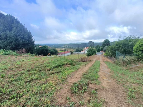 Parcela edificable con vistas despejadas en sedes, narón