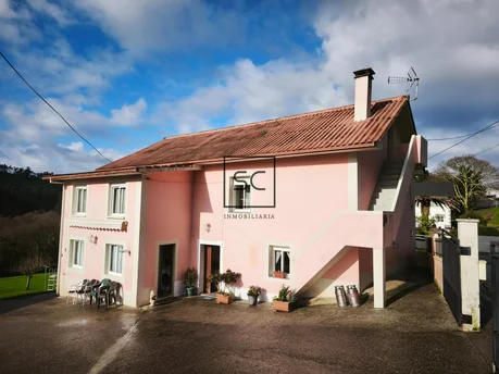 Casa con finca en doso, narón